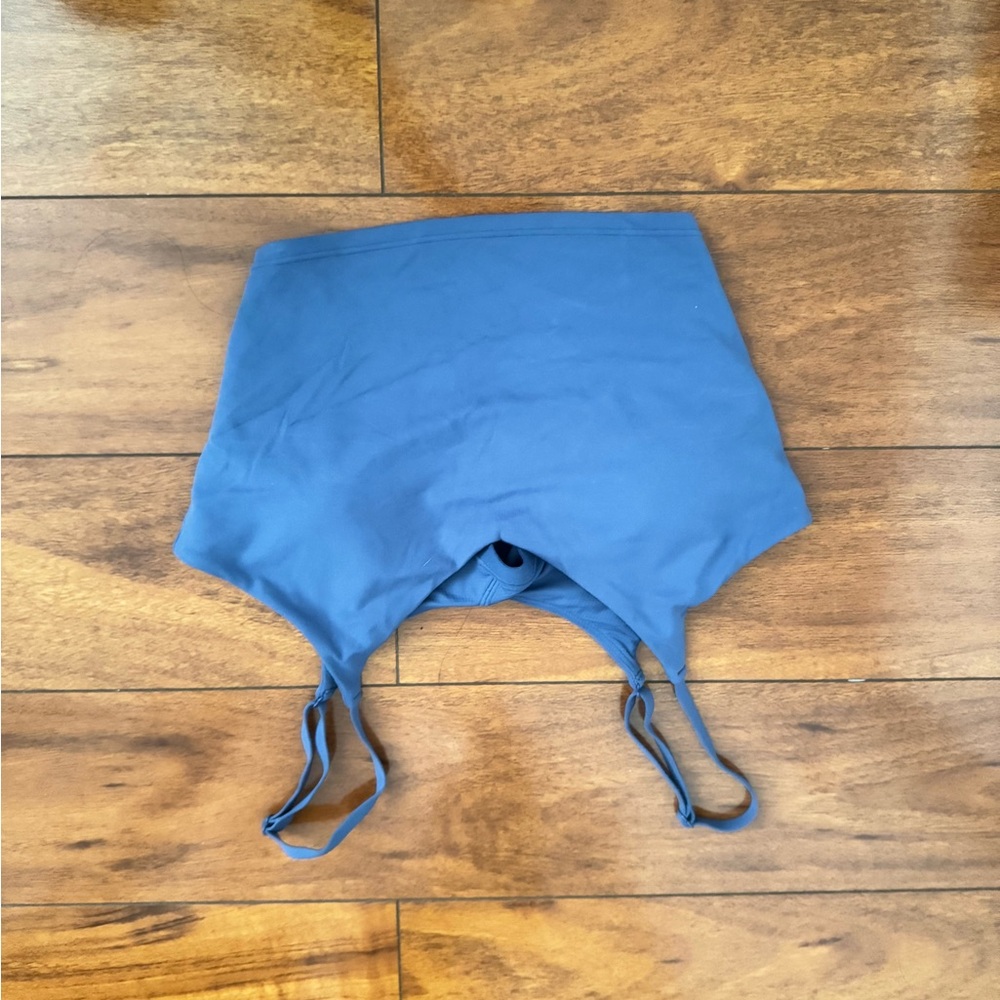 Athleta transcend blue longline top